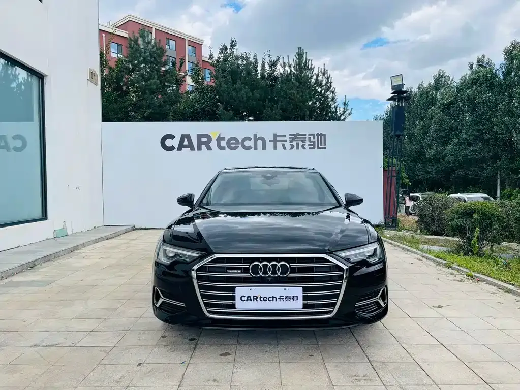 Audi A6L — фото 2