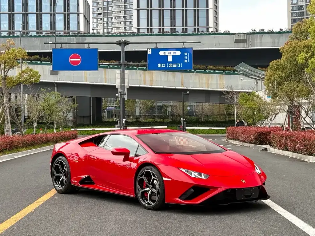 Lamborghini Huracan — фото 7