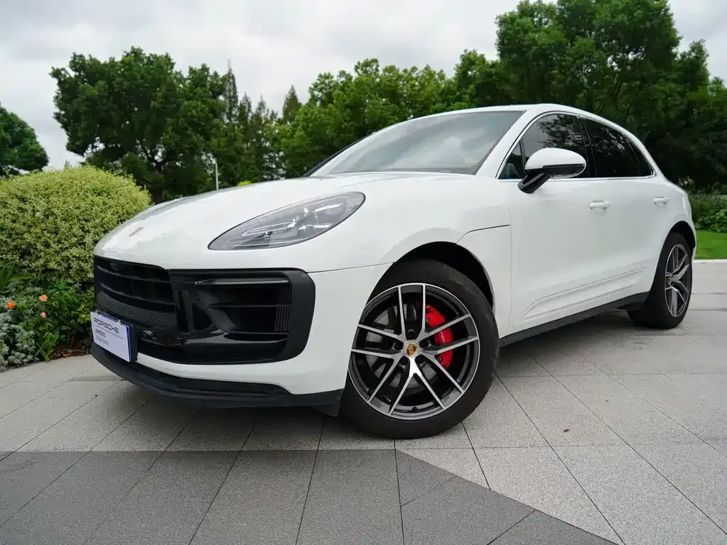 Porsche Macan — фото 1