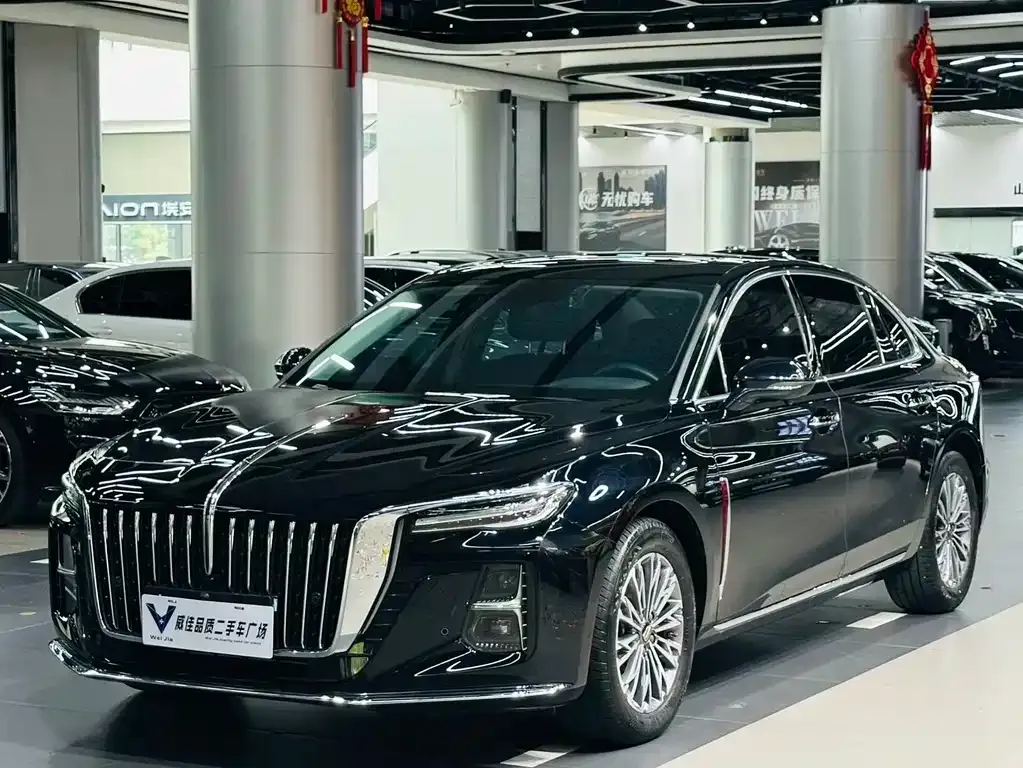 Hongqi H5 — фото 1