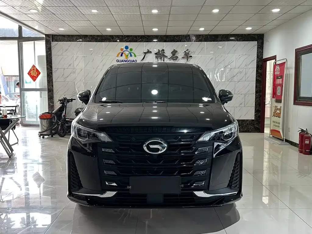 GAC Motor Trumpchi M6 — фото 3