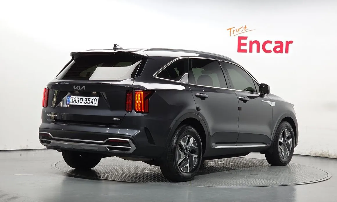 Kia Sorento — фото 3