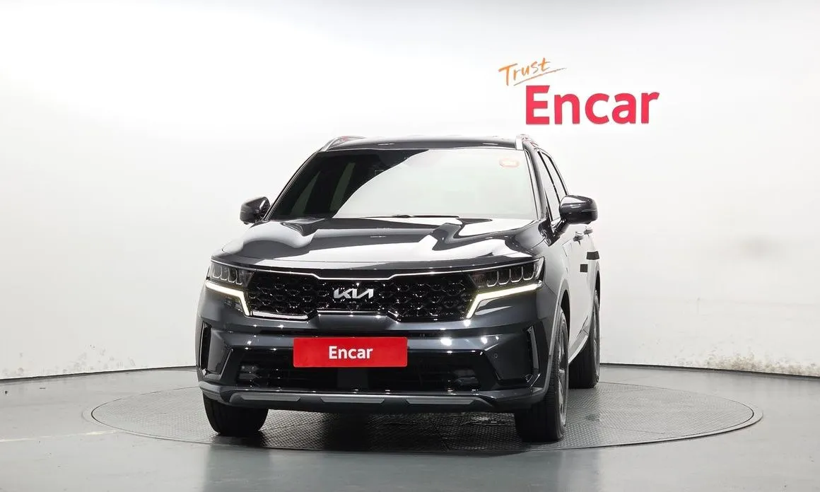 Kia Sorento — фото 8