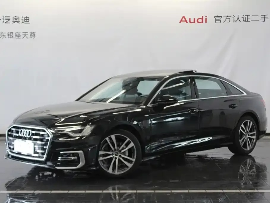 Audi A6L — фото 1