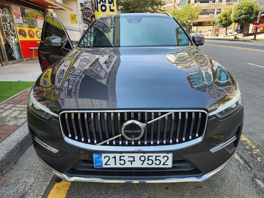 Volvo XC60 — фото 9
