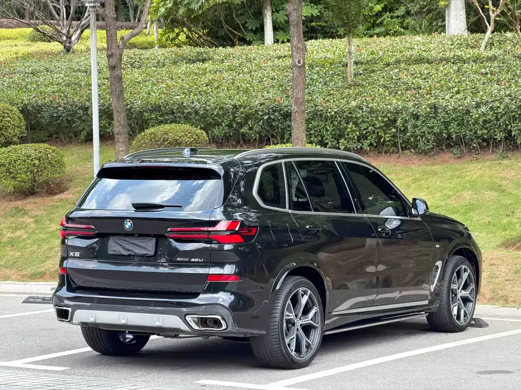 BMW X5 — фото 10
