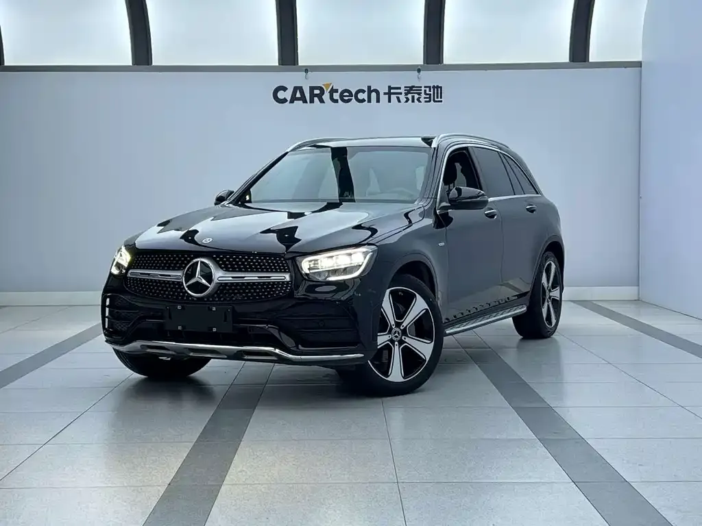 Mercedes-Benz GLC — фото 1
