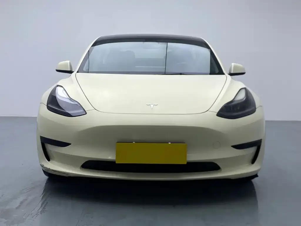 Tesla Model 3 — фото 7