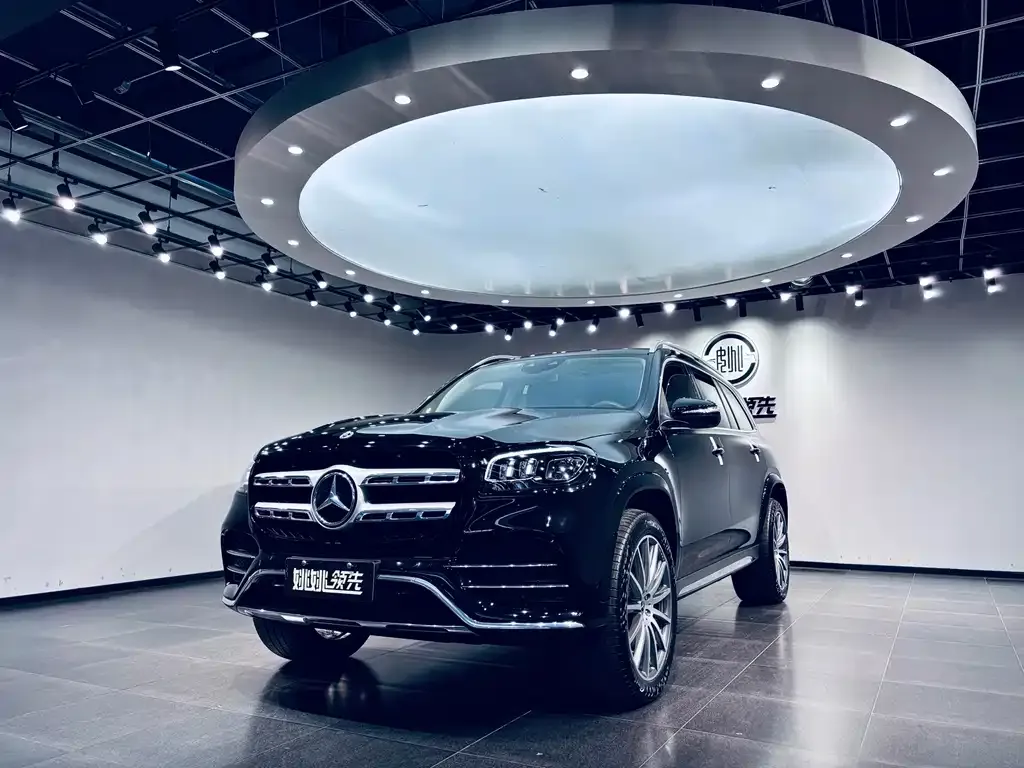 Mercedes-Benz GLS — фото 1