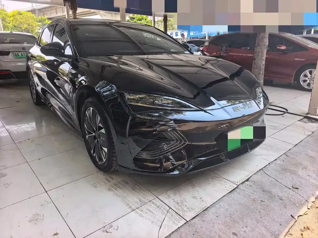 BYD Seal — фото 4