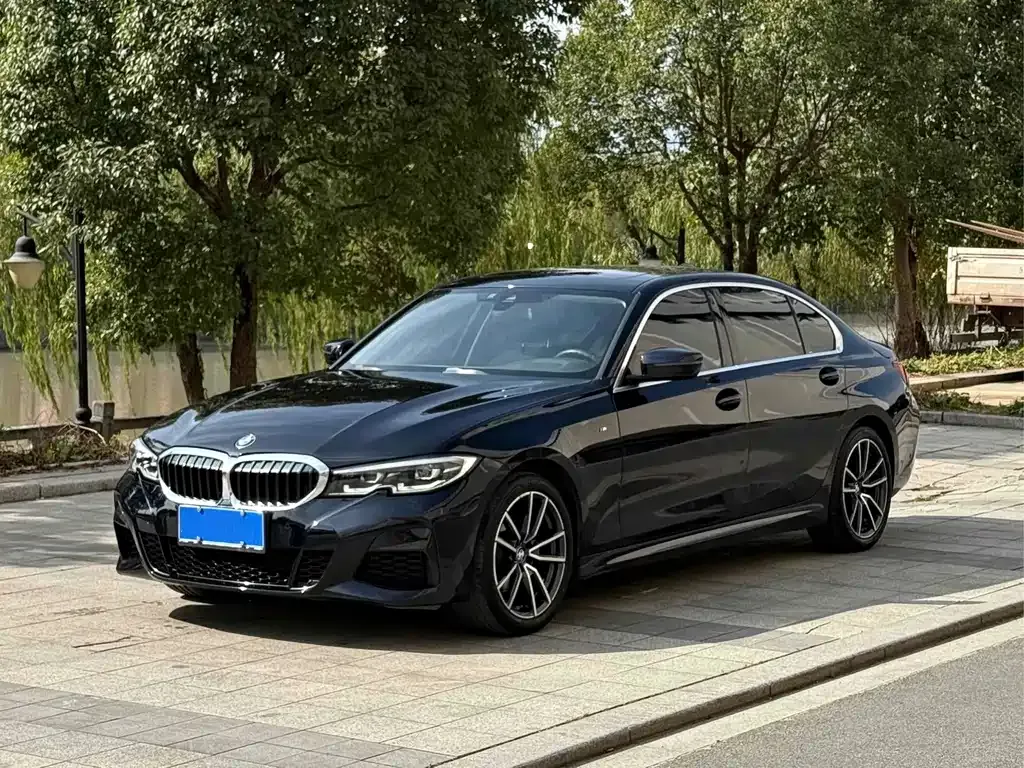 BMW 3 Series — фото 1