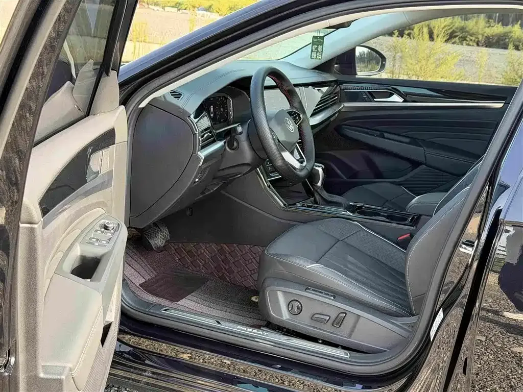 Volkswagen Passat — фото 10