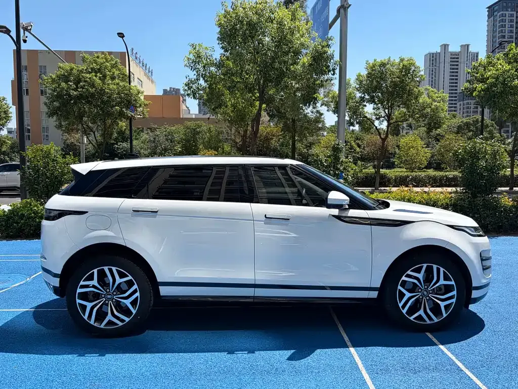 Land Rover Evoque — фото 8