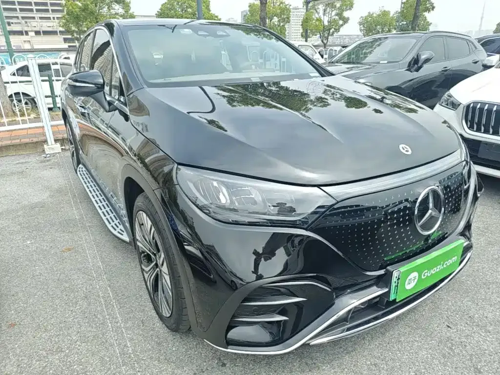 Mercedes-Benz EQE SUV — фото 4