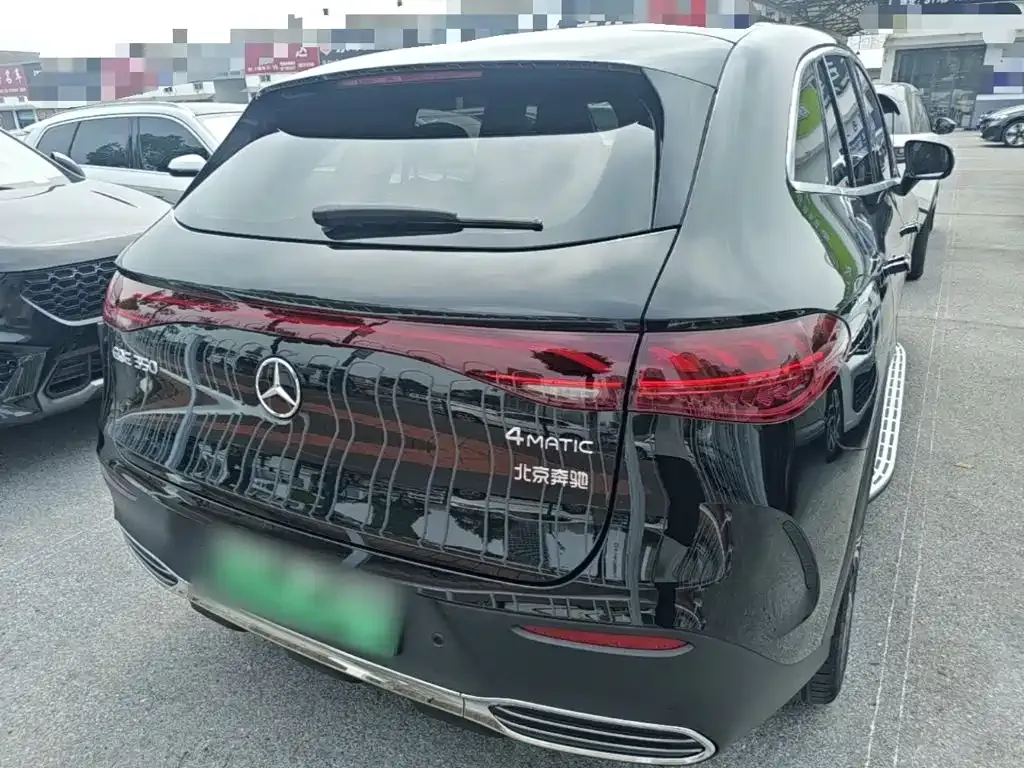 Mercedes-Benz EQE SUV — фото 2