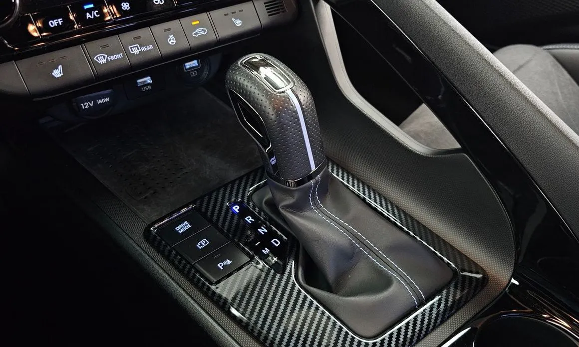 Hyundai AVANTE — фото 4