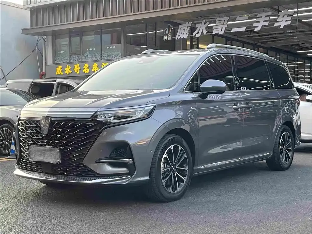 Roewe iMAX8 — фото 1