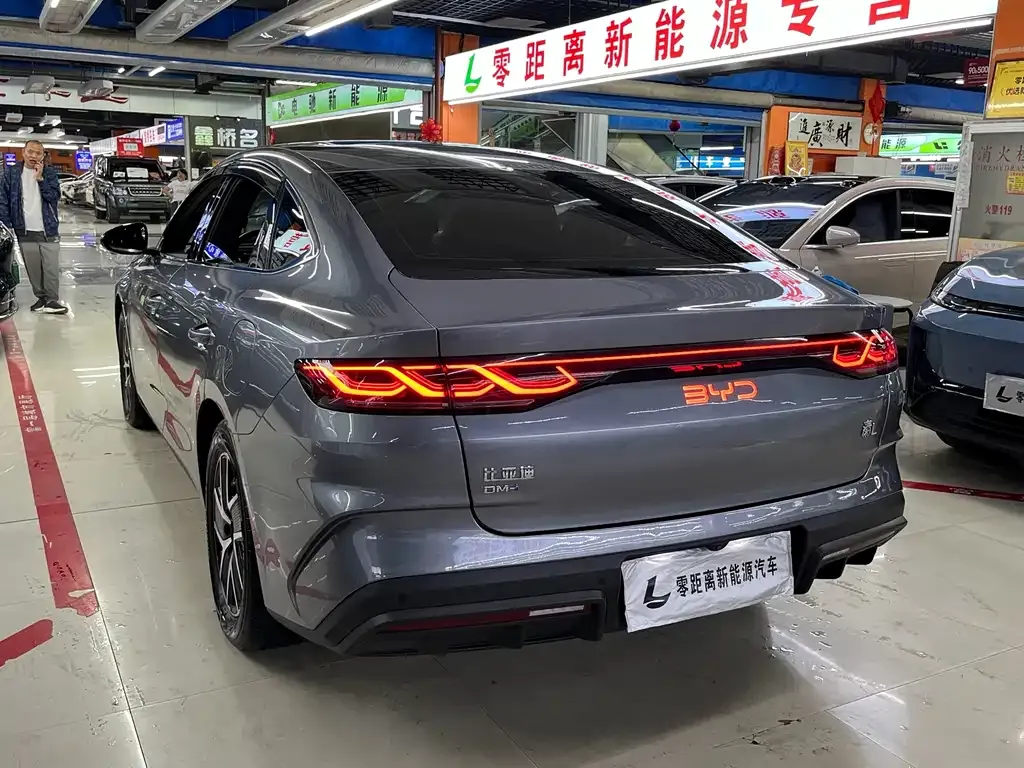BYD Qin L — фото 10