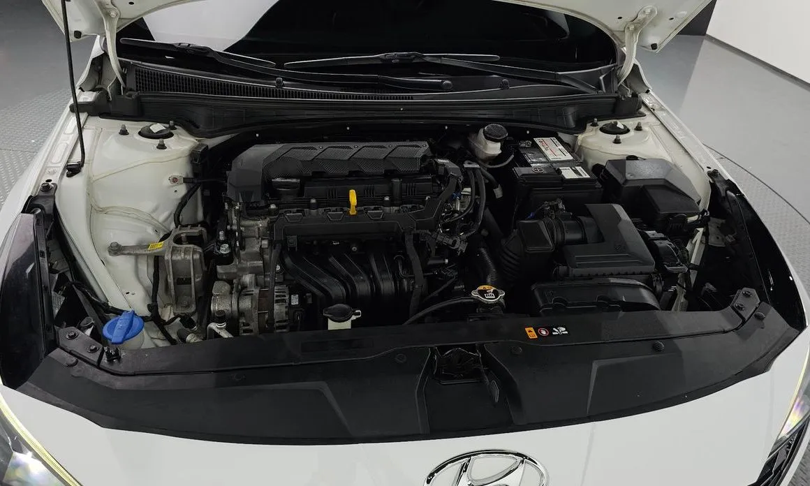 Hyundai AVANTE — фото 10