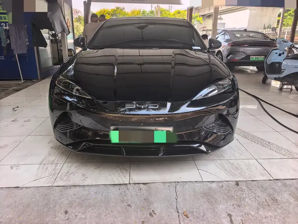 BYD Seal — фото 7