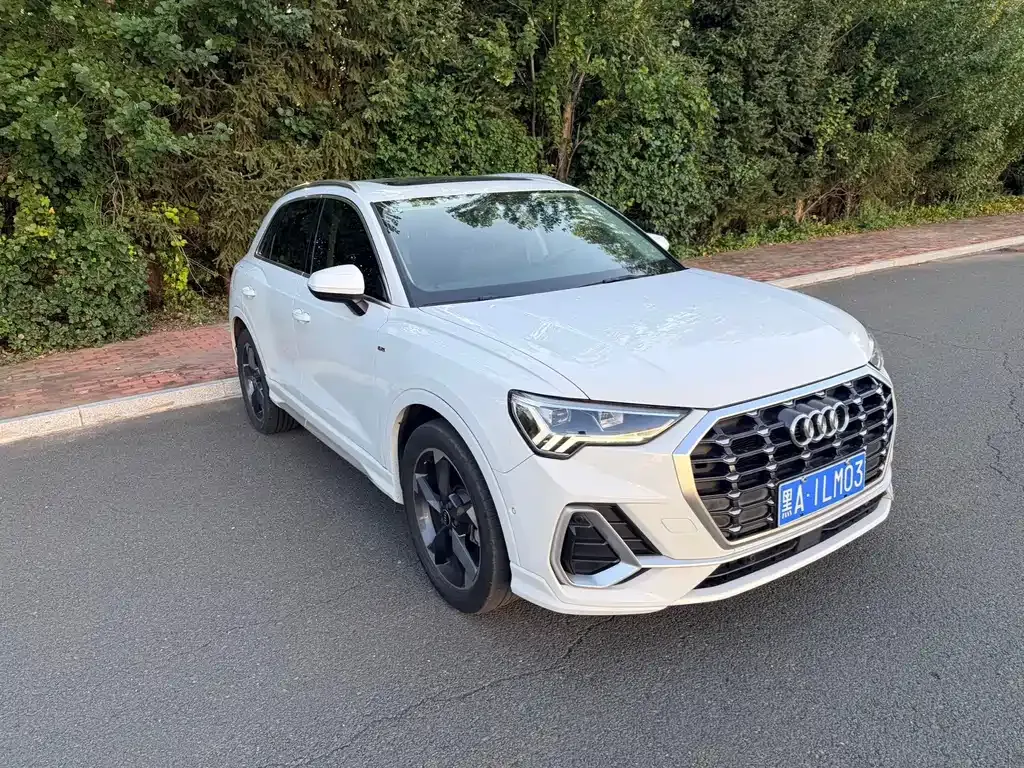 Audi Q3 — фото 7