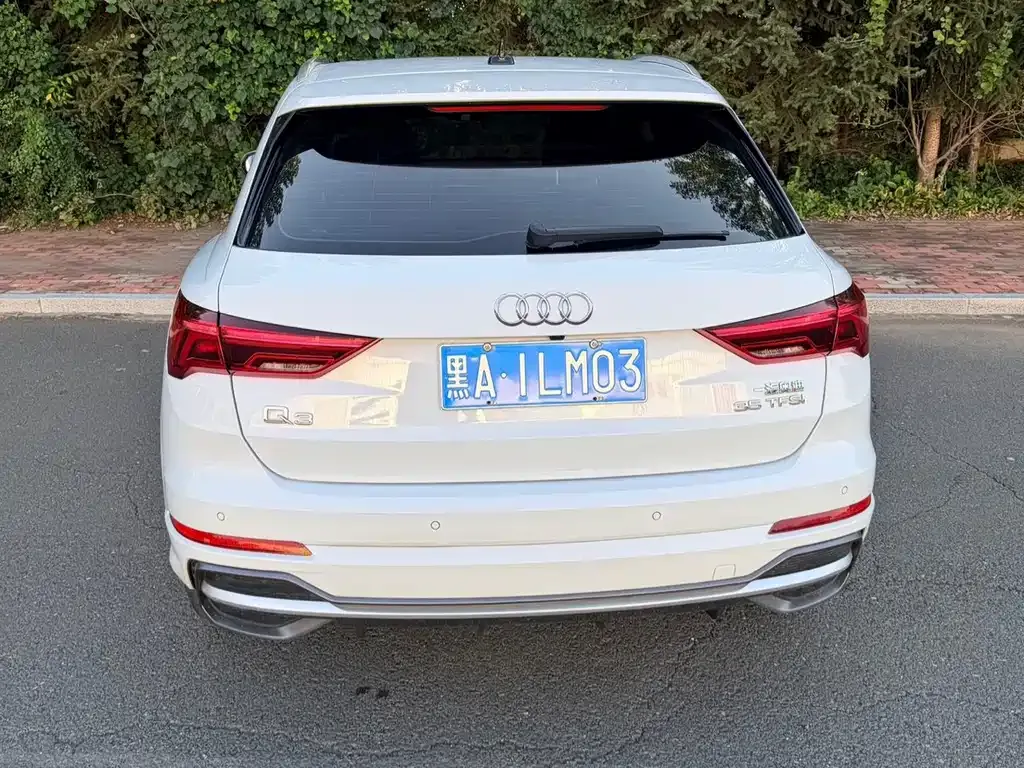 Audi Q3 — фото 5