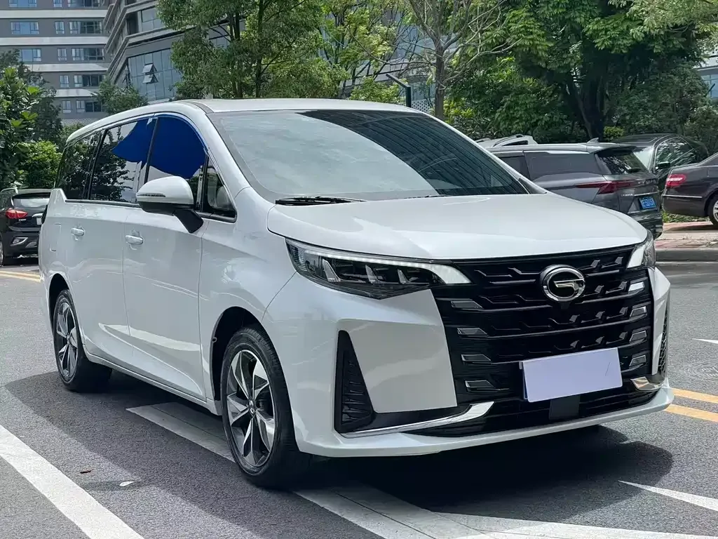 GAC Motor Trumpchi M6 — фото 9