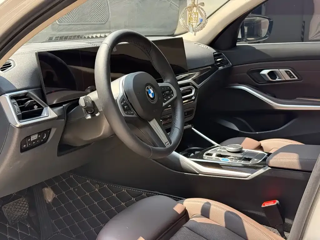 BMW i3 — фото 7