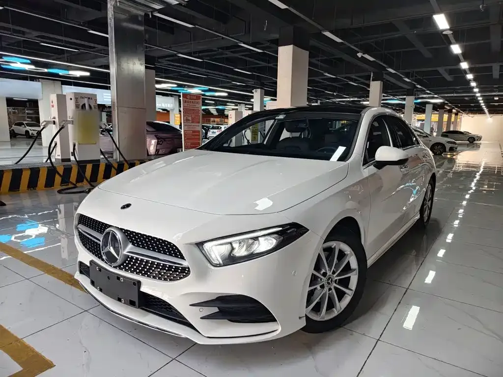 Mercedes-Benz A-Class — фото 1
