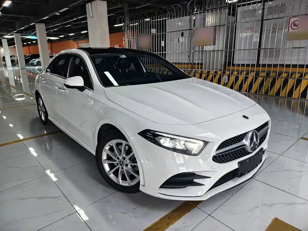 Mercedes-Benz A-Class — фото 10