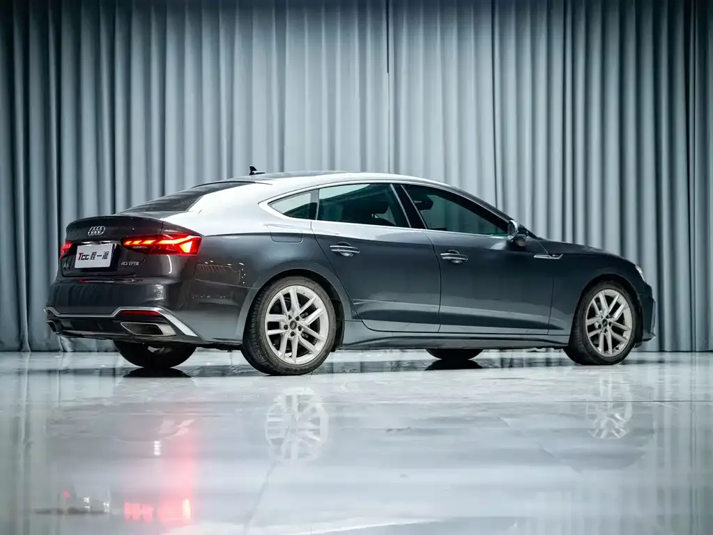 Audi A5 (Import) — фото 9