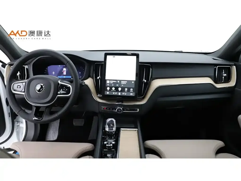 Volvo XC60 — фото 3