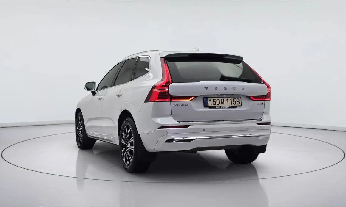 Volvo XC60 — фото 2