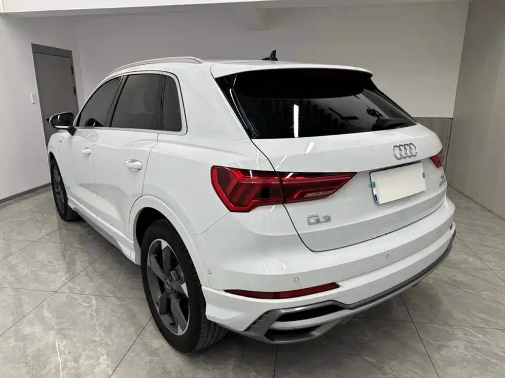 Audi Q3 — фото 2