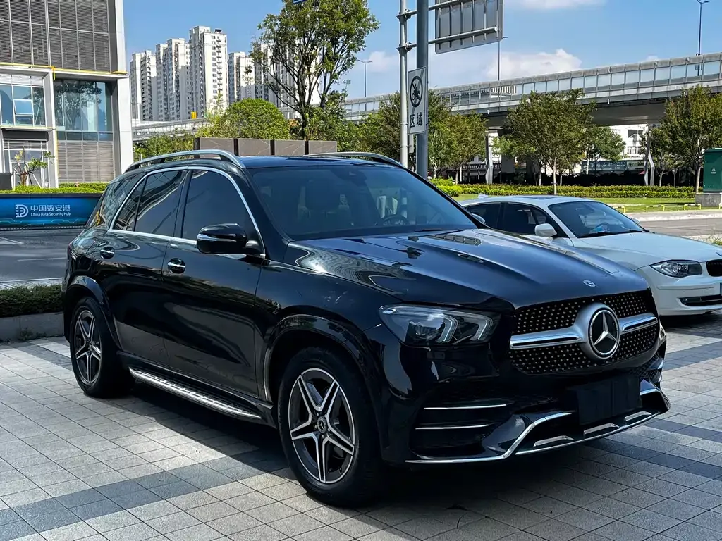 Mercedes-Benz GLE (Import) — фото 2