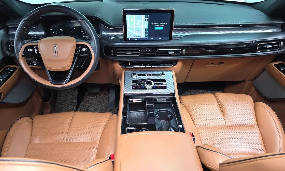 Lincoln Aviator — фото 10
