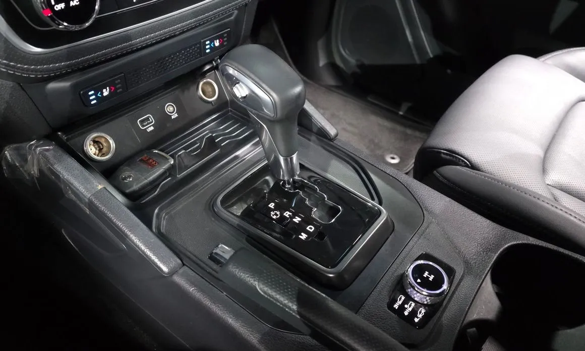 KG Mobility (Ssangyong) Rexton — фото 10