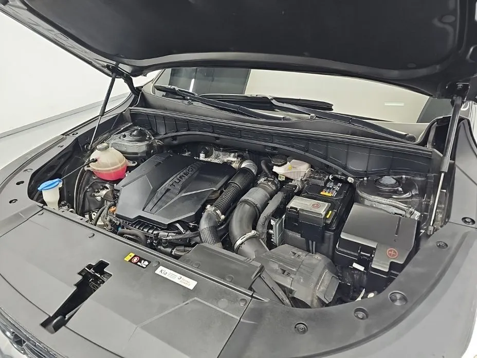 Kia Sorento — фото 9