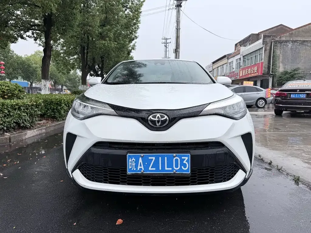 Toyota C-HR — фото 5