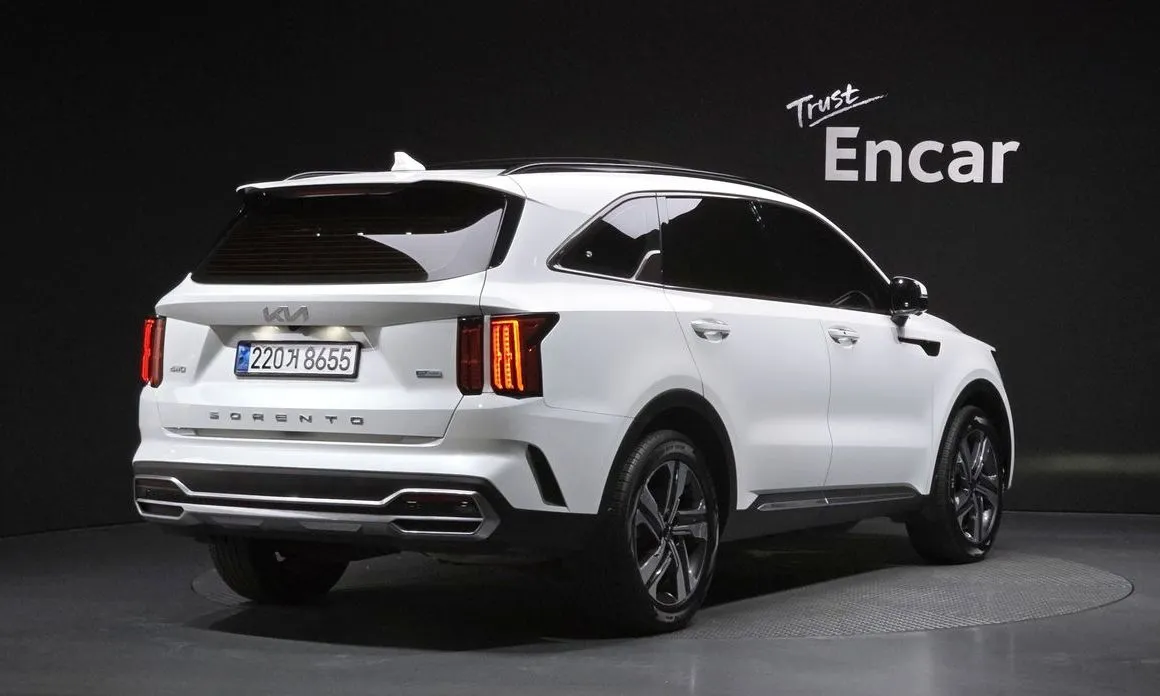 Kia Sorento — фото 6