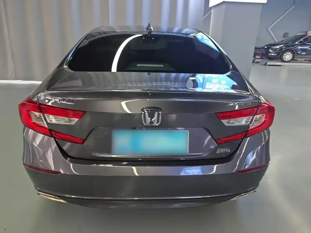 Honda Accord — фото 4