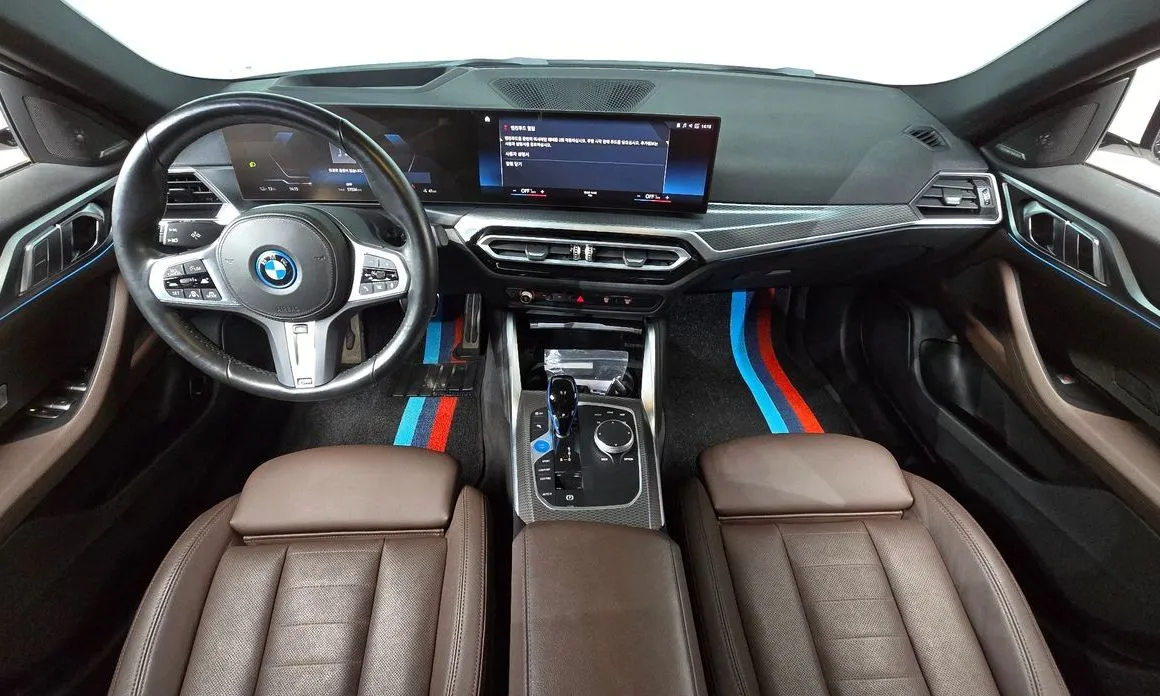BMW i4 — фото 7
