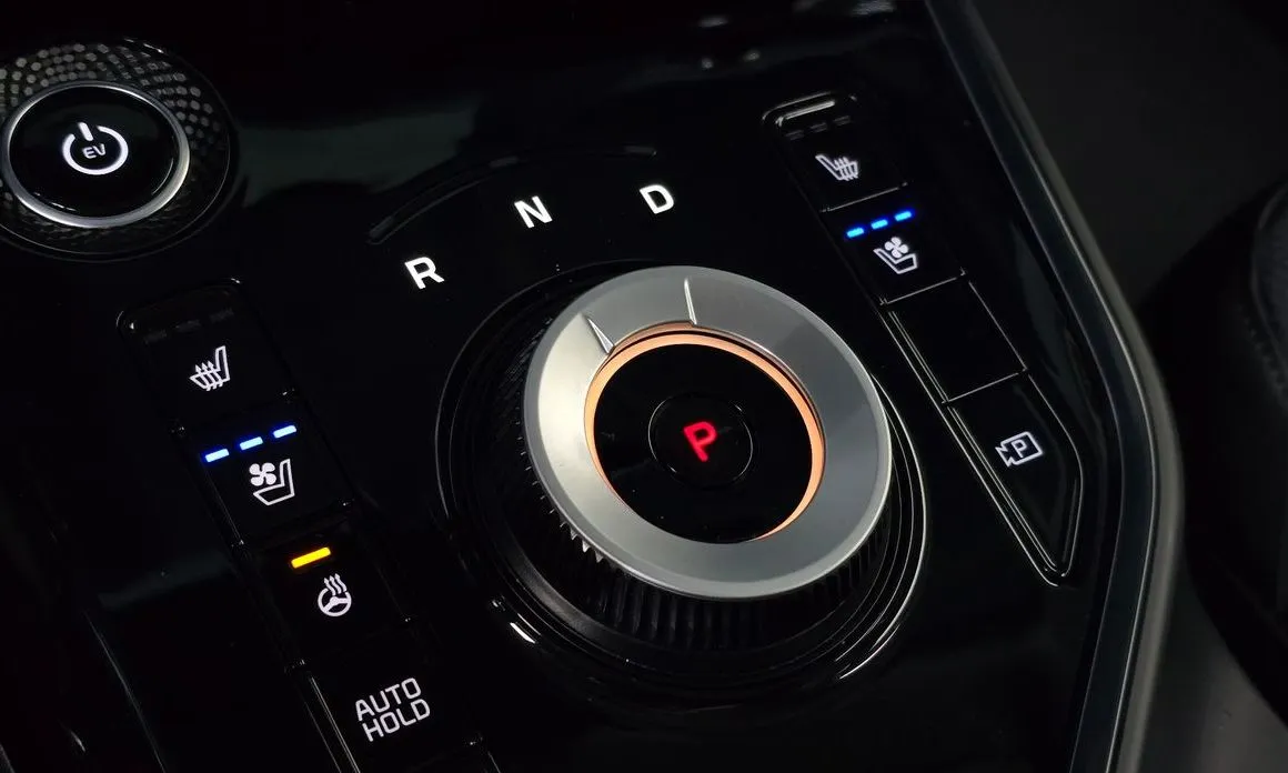 Kia Niro — фото 10