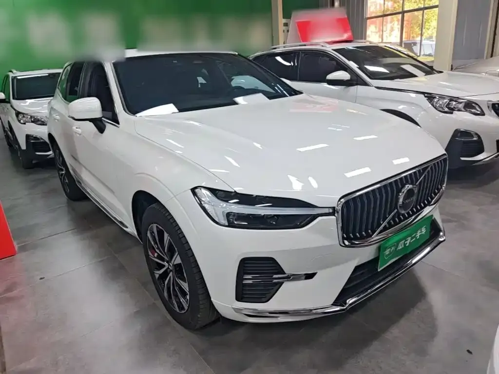 Volvo XC60 — фото 2