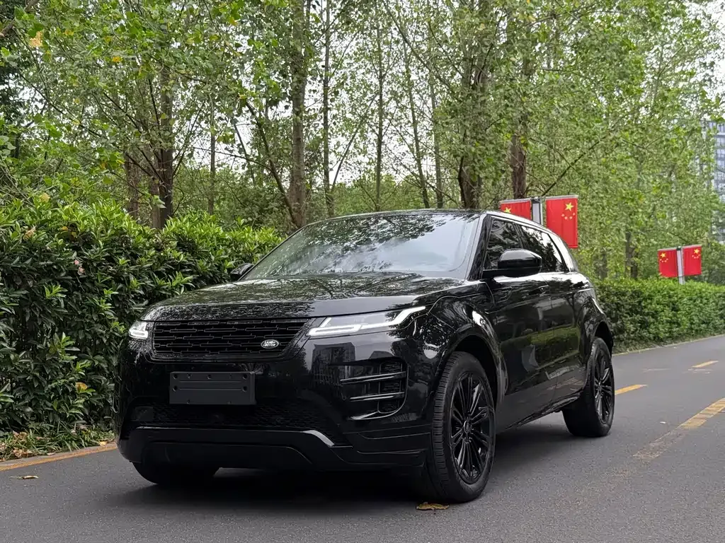 Land Rover Evoque — фото 1