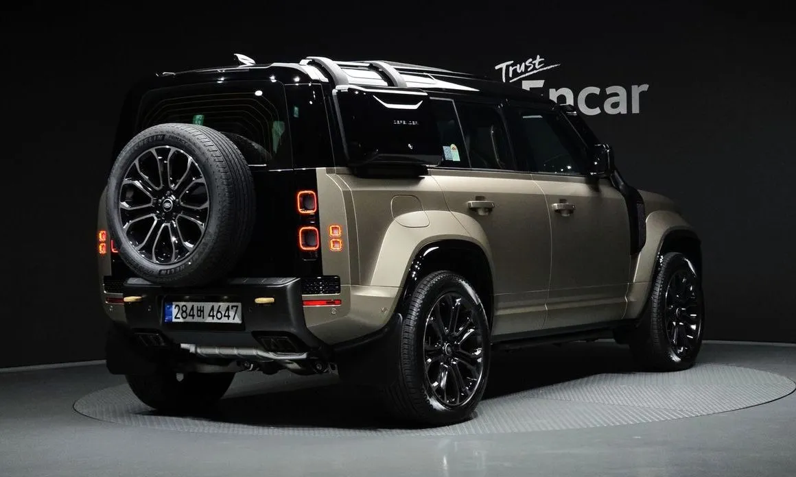 Land Rover Defender — фото 6