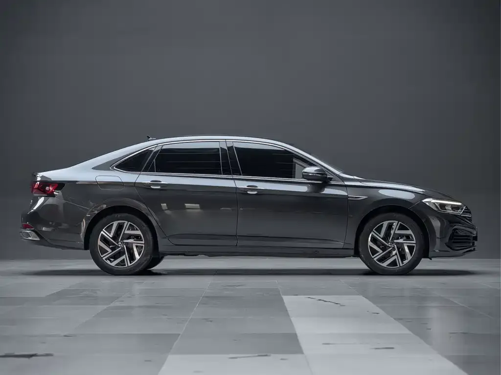 Volkswagen Sagitar — фото 5