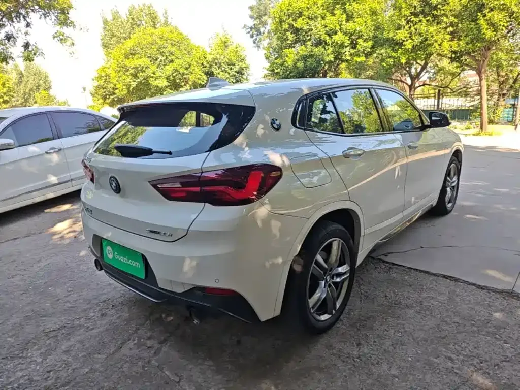 BMW X2 — фото 9