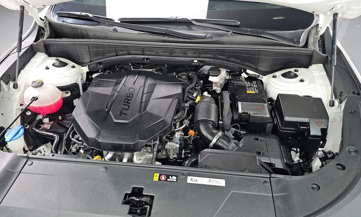 Kia Sorento — фото 6
