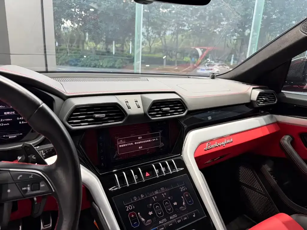 Lamborghini Urus — фото 4